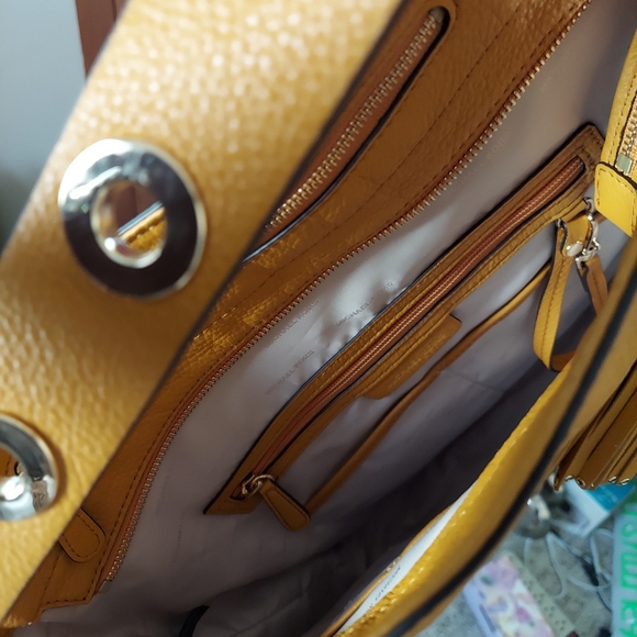 Michael Kors Brooklyn - Picture 13 of 16